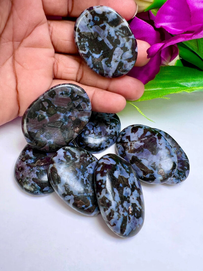 Indigo Gabbro Oval Shape Worry Stone for Crystal Healing And Meditation - Pocket Palm Stone - Thumb Stone One (1) Piece - Image 9