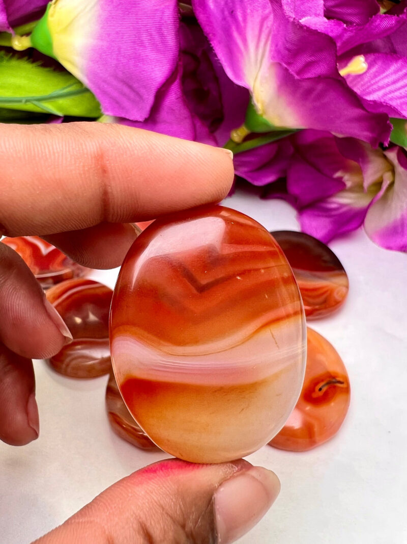 Red Sulemani Hakik Stone Oval Shape Worry Stone for Crystal Healing And Meditation - Pocket Palm Stone - Thumb Stone One (1) Piece - Image 3