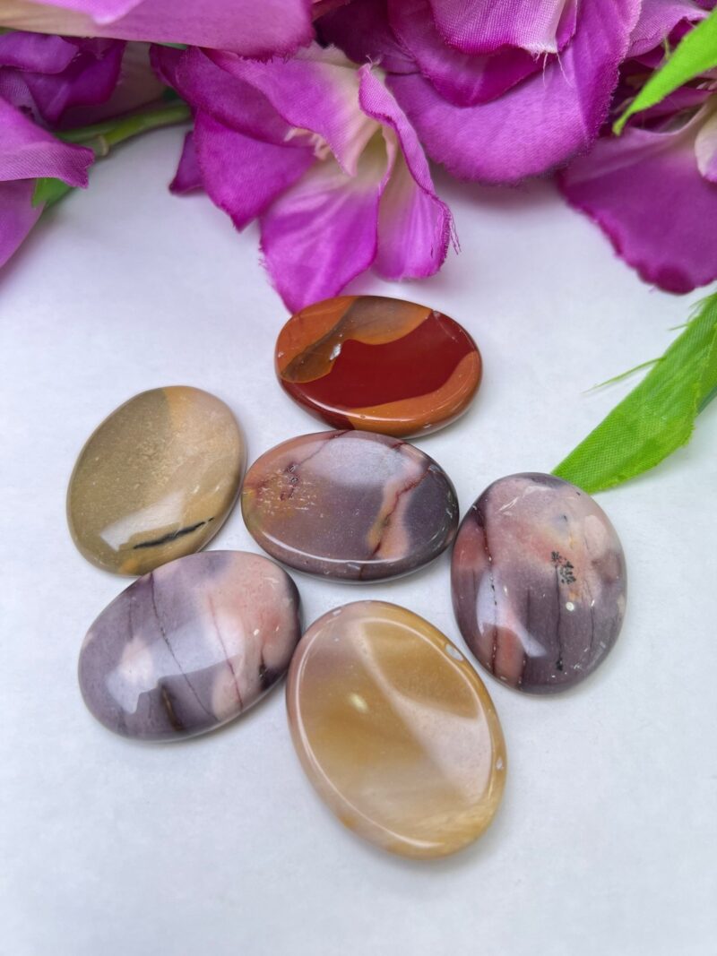 Mookite Jasper Oval Shape Worry Stone for Crystal Healing And Meditation - Pocket Palm Stone - Thumb Stone One (1) Piece - Image 4