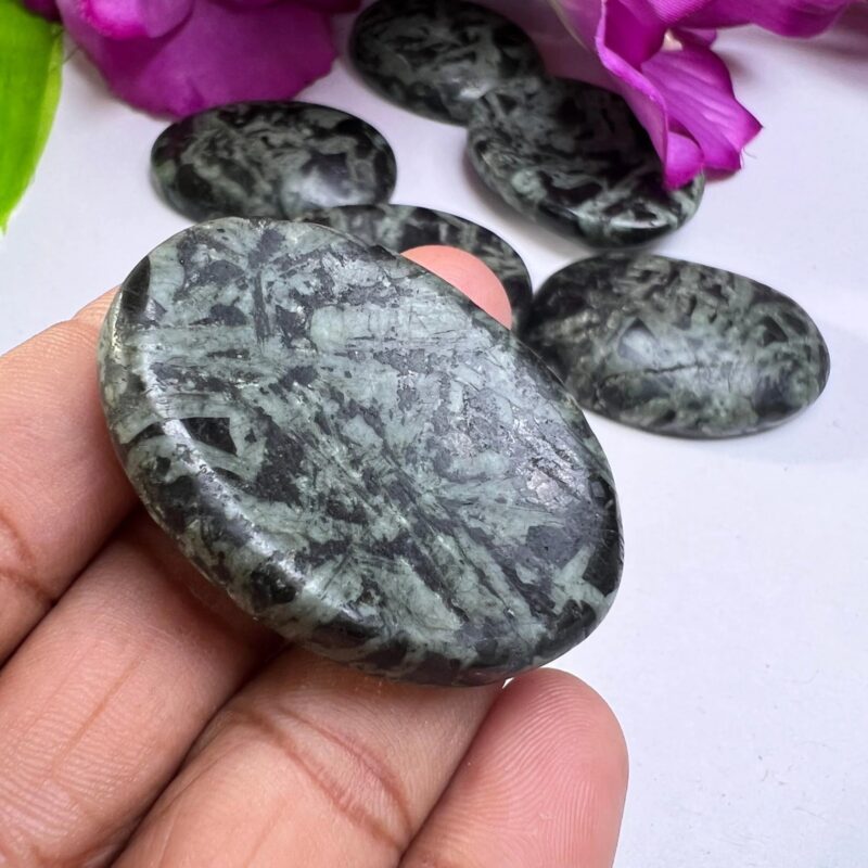 Chrysanthemum Stone Oval Shape Worry Stone for Crystal Healing And Meditation - Pocket Palm Stone - Thumb Stone One (1) Piece - Image 3