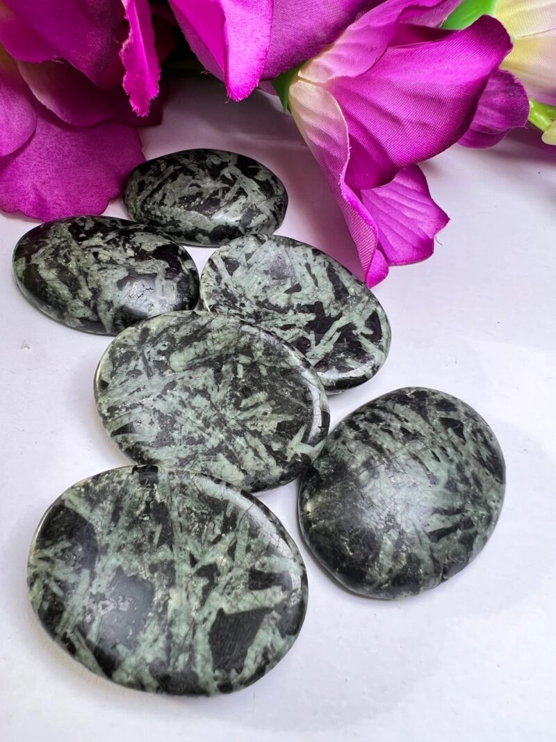 Chrysanthemum Stone Oval Shape Worry Stone for Crystal Healing And Meditation - Pocket Palm Stone - Thumb Stone One (1) Piece - Image 8