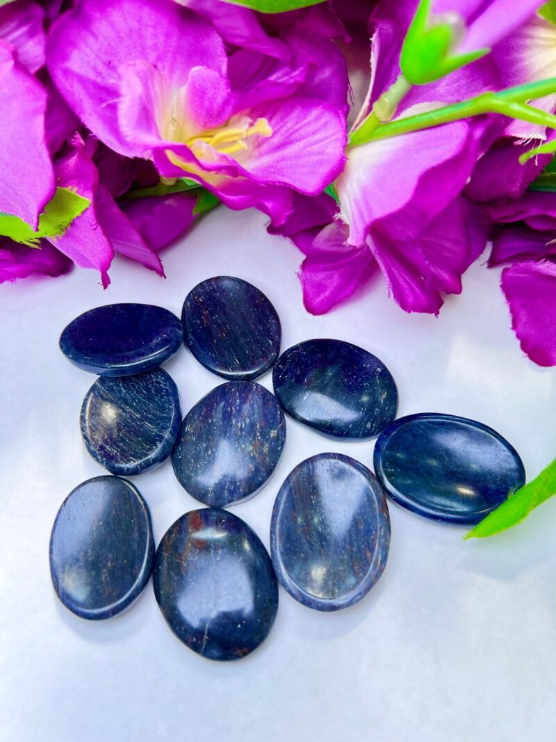 Blue Aventurine Oval Shape Worry Stone for Crystal Healing And Meditation - Pocket Palm Stone - Thumb Stone One (1) Piece - Image 2