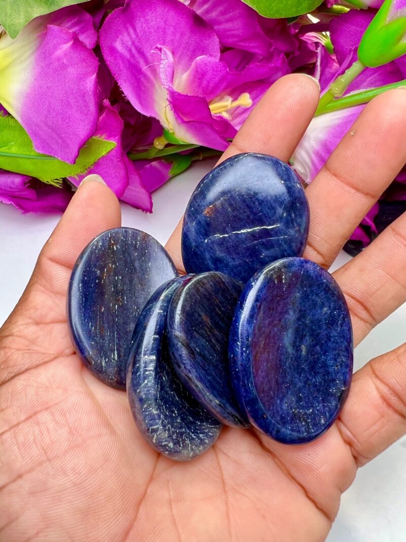 Blue Aventurine Oval Shape Worry Stone for Crystal Healing And Meditation - Pocket Palm Stone - Thumb Stone One (1) Piece - Image 3