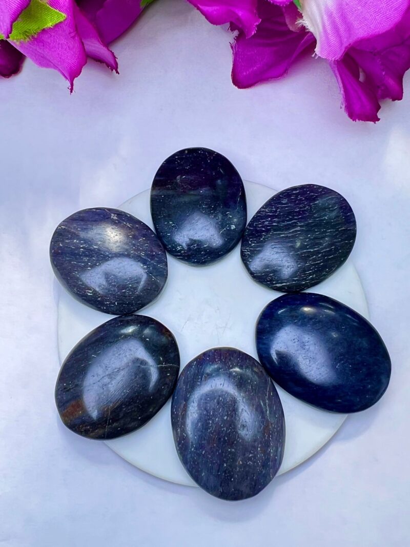 Blue Aventurine Oval Shape Worry Stone for Crystal Healing And Meditation - Pocket Palm Stone - Thumb Stone One (1) Piece - Image 6