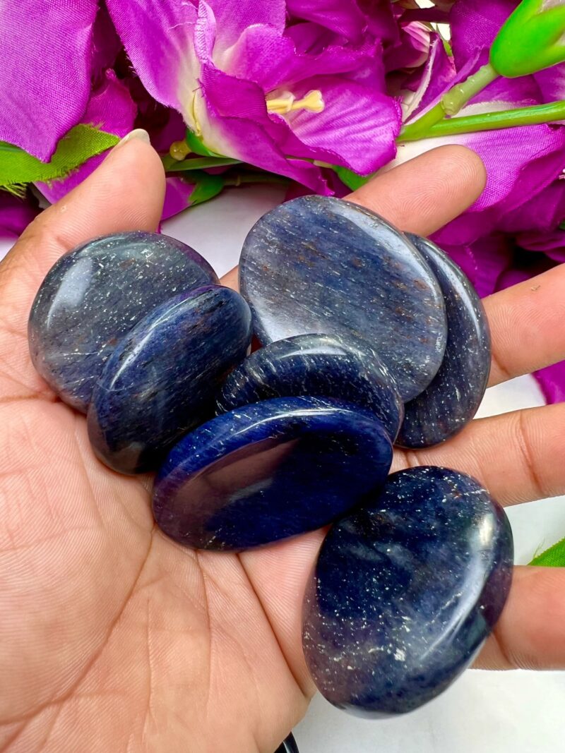 Blue Aventurine Oval Shape Worry Stone for Crystal Healing And Meditation - Pocket Palm Stone - Thumb Stone One (1) Piece - Image 8