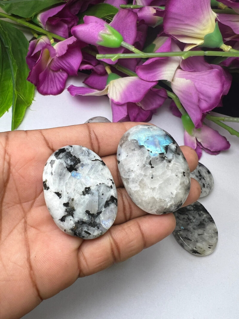 White Rainbow Moonstone Oval Shape Worry Stone for Crystal Healing And Meditation - Pocket Palm Stone - Thumb Stone One (1) Piece - Image 6