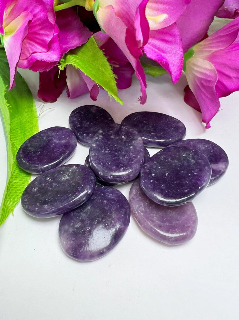 Lepidolite Zoisite Oval Shape Worry Stone for Crystal Healing And Meditation - Pocket Palm Stone - Thumb Stone One (1) Piece - Image 5