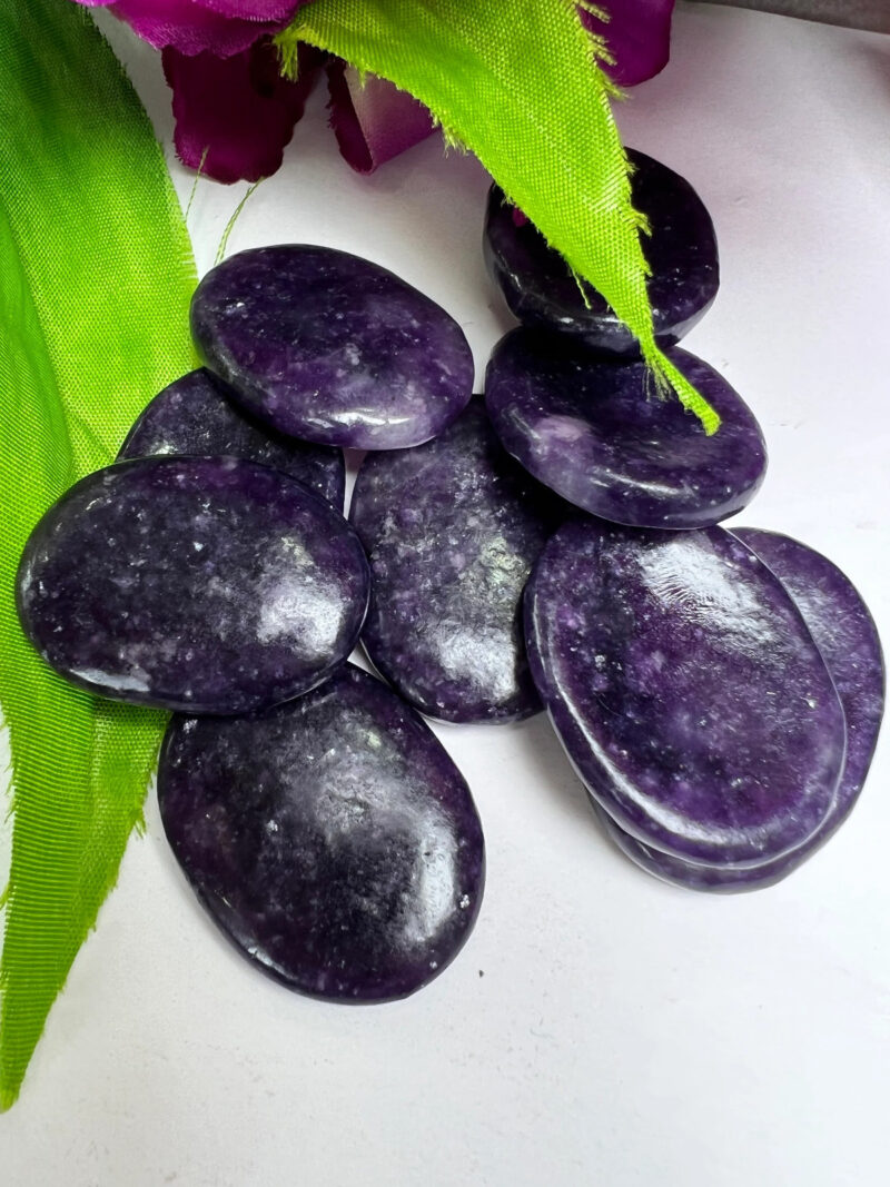 Lepidolite Zoisite Oval Shape Worry Stone for Crystal Healing And Meditation - Pocket Palm Stone - Thumb Stone One (1) Piece - Image 11