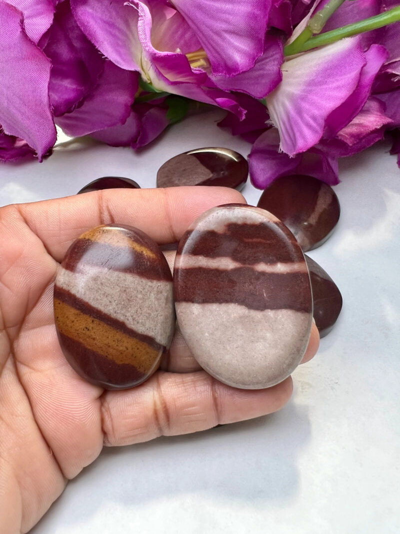 NARMADA Agate Stone Oval Shape Worry Stone for Crystal Healing And Meditation - Pocket Palm Stone - Thumb Stone One (1) Piece - Image 7