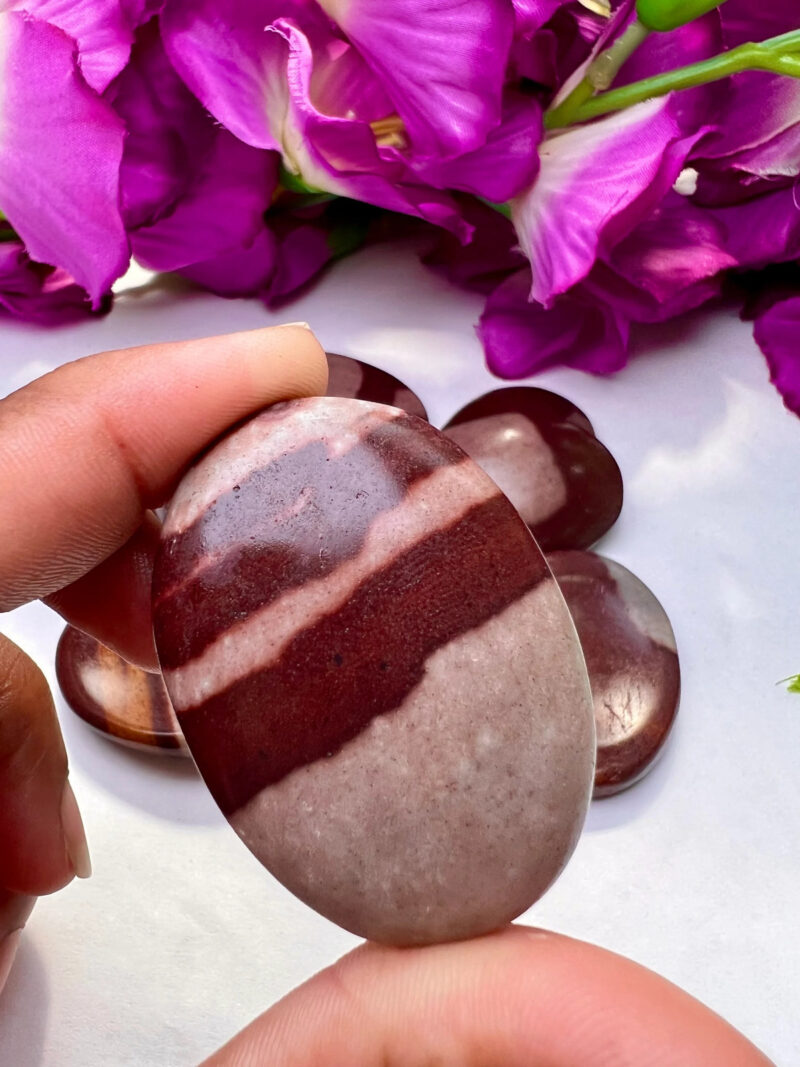 NARMADA Agate Stone Oval Shape Worry Stone for Crystal Healing And Meditation - Pocket Palm Stone - Thumb Stone One (1) Piece