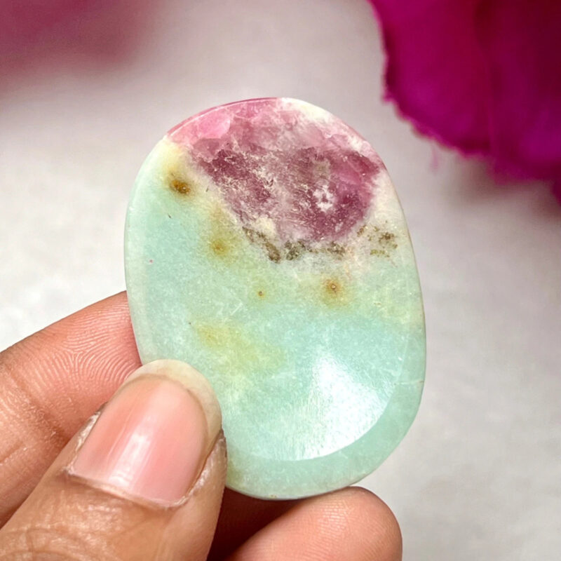 RARE Kämmererite Oval Shape Worry Stone for Crystal Healing And Meditation - Pocket Palm Stone - Thumb Stone One (1) Piece - Image 2