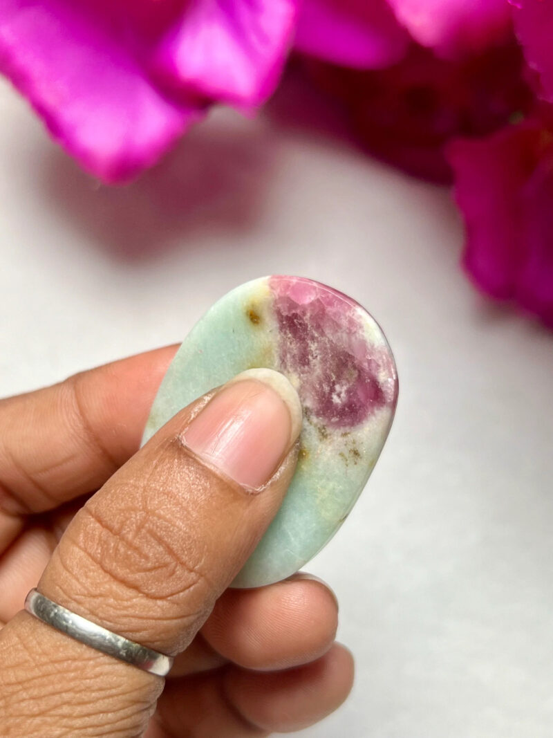 RARE Kämmererite Oval Shape Worry Stone for Crystal Healing And Meditation - Pocket Palm Stone - Thumb Stone One (1) Piece - Image 5
