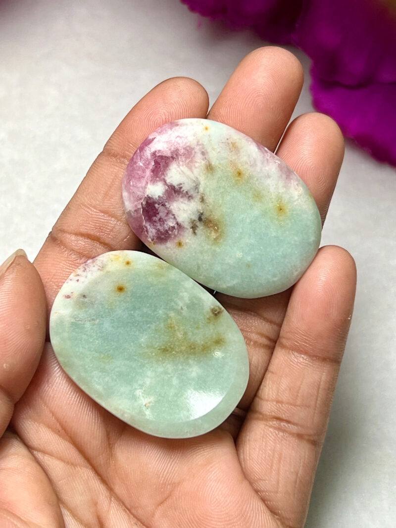 RARE Kämmererite Oval Shape Worry Stone for Crystal Healing And Meditation - Pocket Palm Stone - Thumb Stone One (1) Piece - Image 6