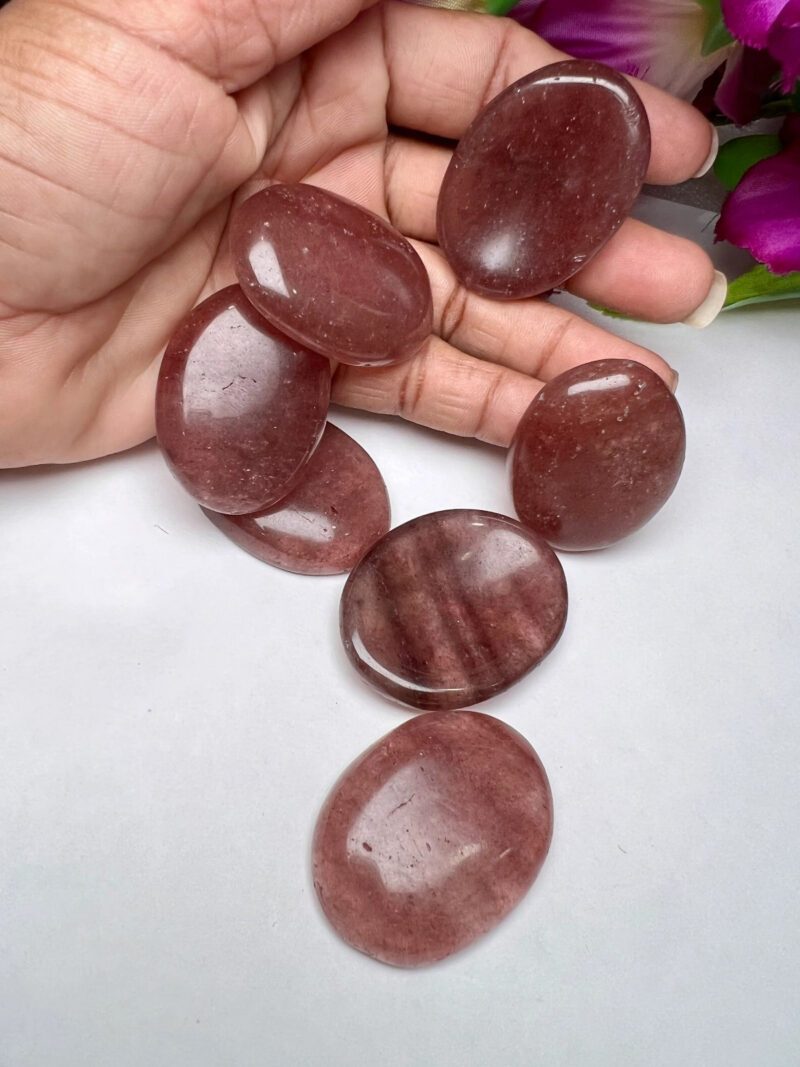 Strawberry Quartz Stone Oval Shape Worry Stone for Crystal Healing And Meditation - Pocket Palm Stone - Thumb Stone One (1) Piece - Image 6