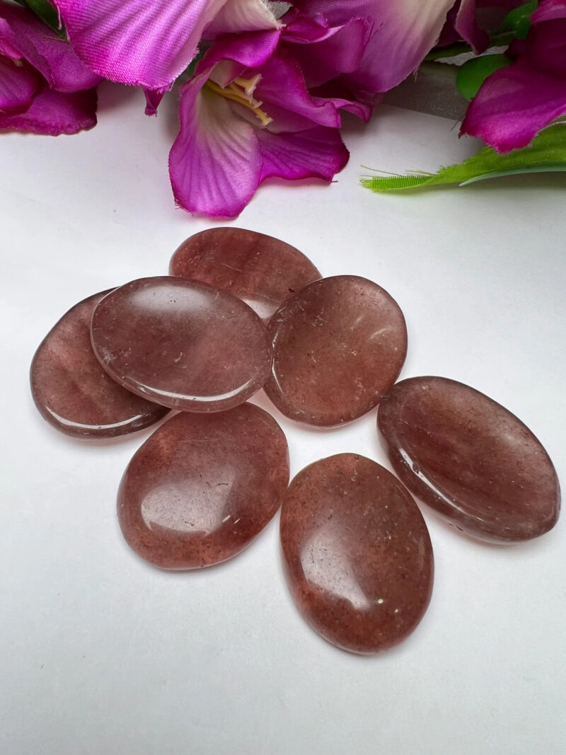 Strawberry Quartz Stone Oval Shape Worry Stone for Crystal Healing And Meditation - Pocket Palm Stone - Thumb Stone One (1) Piece - Image 9
