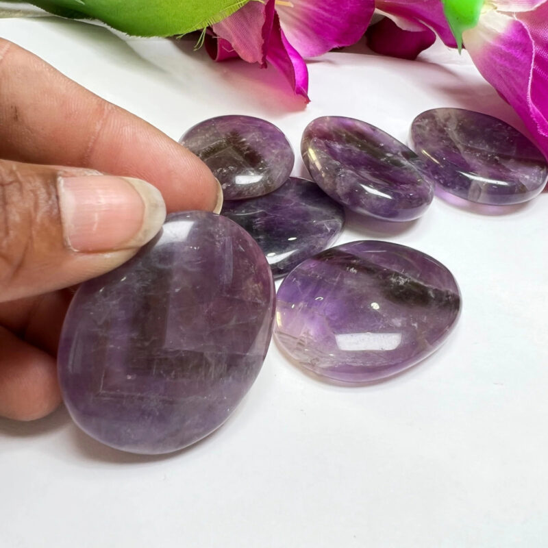 Amethyst Oval Shape Worry Stone for Crystal Healing And Meditation - Pocket Palm Stone - Thumb Stone One (1) Piece - Image 11