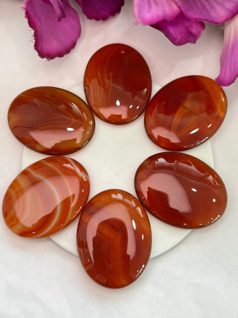 Carnelian Stone Oval Shape Worry Stone for Crystal Healing And Meditation - Pocket Palm Stone - Thumb Stone One (1) Piece - Image 2