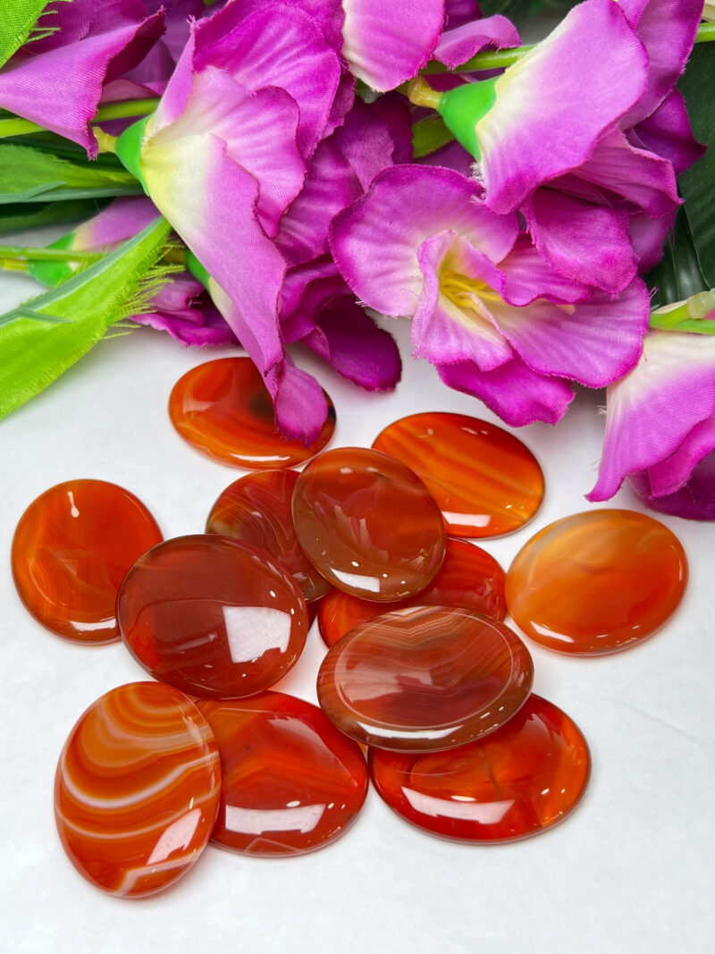 Carnelian Stone Oval Shape Worry Stone for Crystal Healing And Meditation - Pocket Palm Stone - Thumb Stone One (1) Piece - Image 4