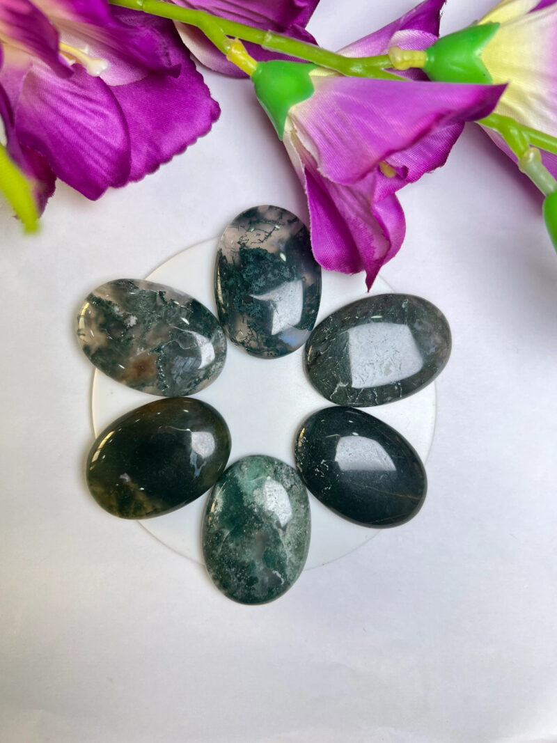 Moss Agate Oval Shape Worry Stone for Crystal Healing And Meditation - Pocket Palm Stone - Thumb Stone One (1) Piece - Image 6
