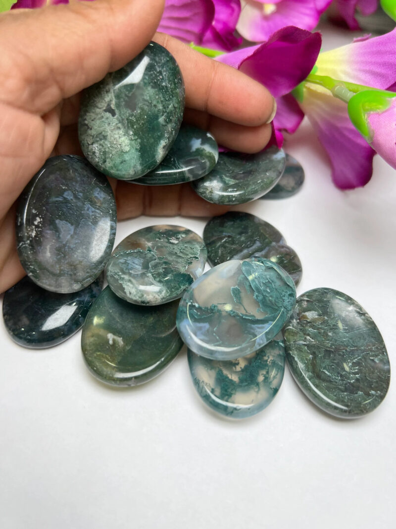 Moss Agate Oval Shape Worry Stone for Crystal Healing And Meditation - Pocket Palm Stone - Thumb Stone One (1) Piece - Image 10