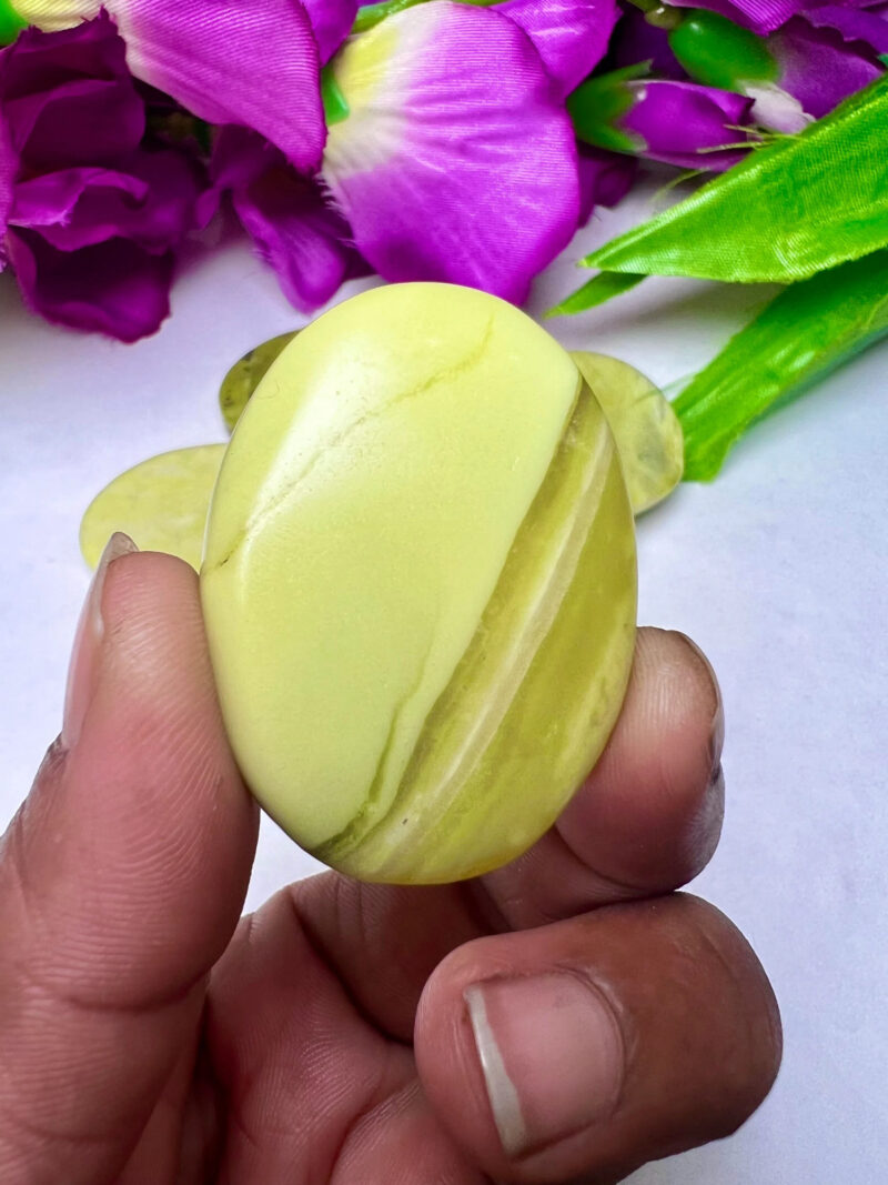Nobel Serpentine stone Oval Shape Worry Stone for Crystal Healing And Meditation - Pocket Palm Stone - Thumb Stone One (1) Piece - Image 2