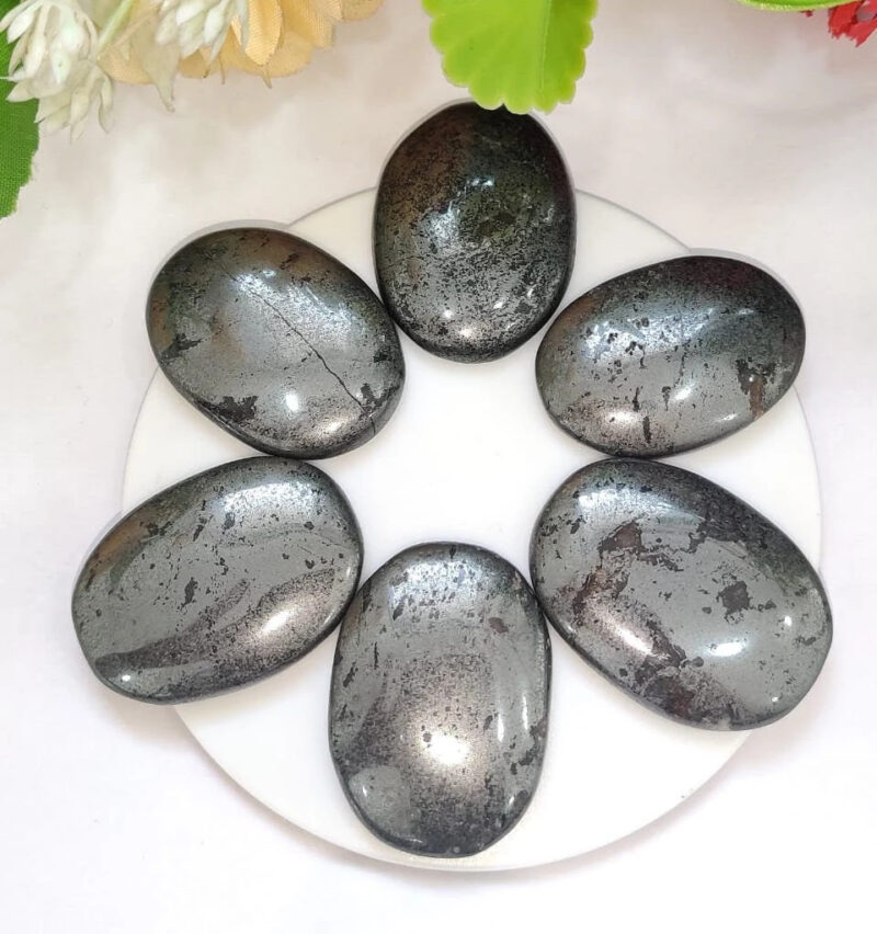 Metallic Gray Hematite Oval Shape Worry Stone for Crystal Healing And Meditation - Pocket Palm Stone - Thumb Stone One (1) Piece - Image 2