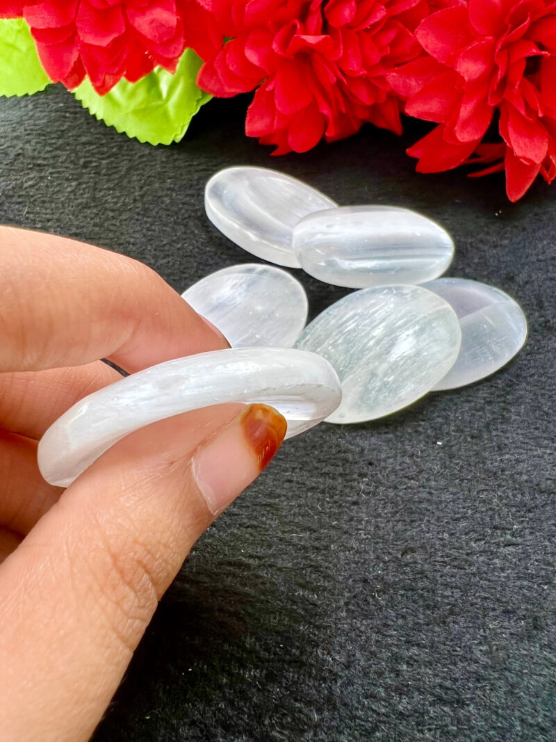 Selenite Stone Oval Shape Worry Stone for Crystal Healing And Meditation - Pocket Palm Stone - Thumb Stone One (1) Piece - Image 3