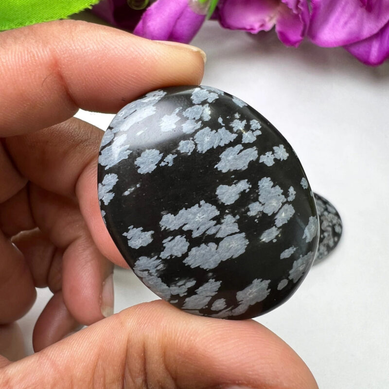 Snowflake Obsidian Oval Shape Worry Stone for Crystal Healing And Meditation - Pocket Palm Stone - Thumb Stone One (1) Piece