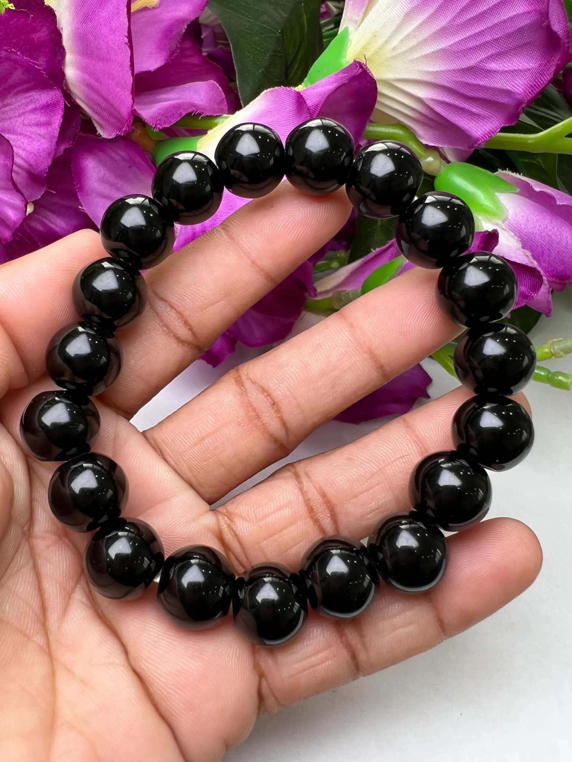 12 MM Black Onyx Round Beaded Bracelet Stretch Bracelet - Image 4
