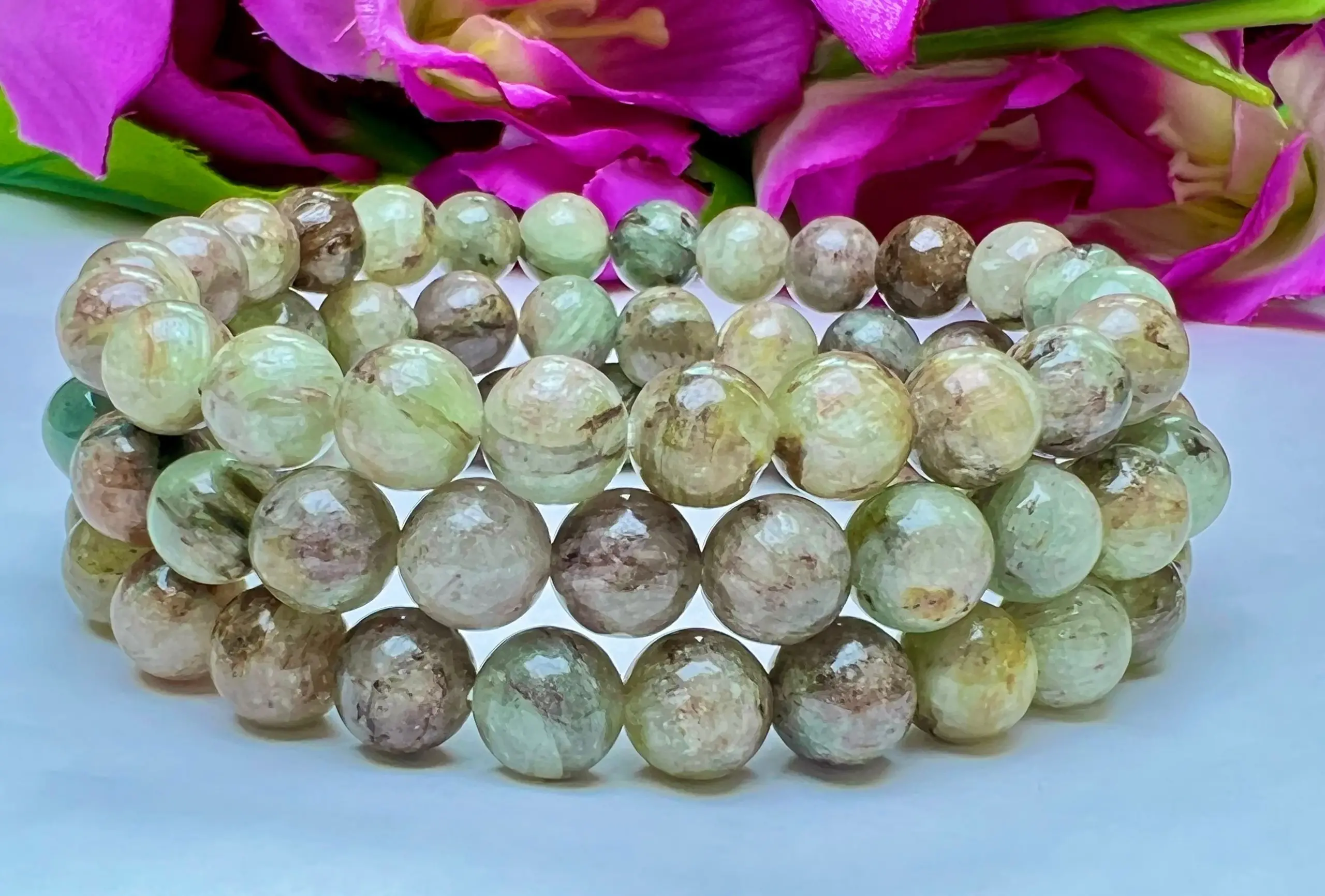 Green Kyanite Round Beaded Bracelet 8MM Stretch Bracelet
