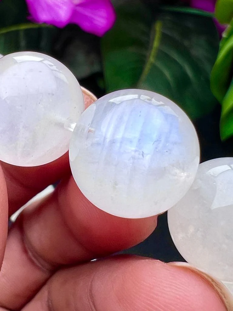 Blue Rainbow Moonstone Round Beaded Stretch Bracelet 6mm 8mm 10mm 12mm - Image 4