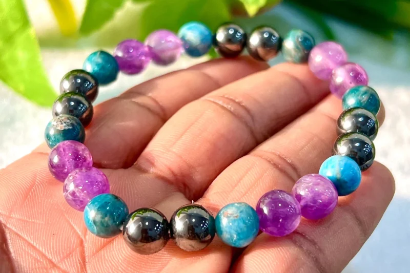 WEIGHT BALANCING Stone Bracelet 8 MM - Amethyst Stone , Blue Apatite Stone And Magnetite Stone - Image 3
