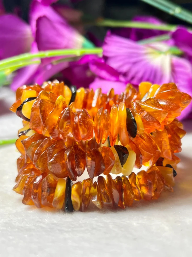 Copal Stone Unshaped 12 MM Stretch Bracelet