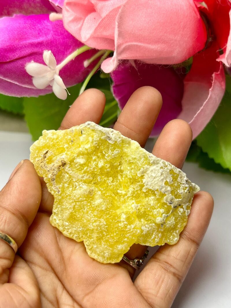 Yellow Brucite Stone 130 Carat Mineral Specimen, Killa Saifullah , Baluchistan, Pakistan Rock Collectors