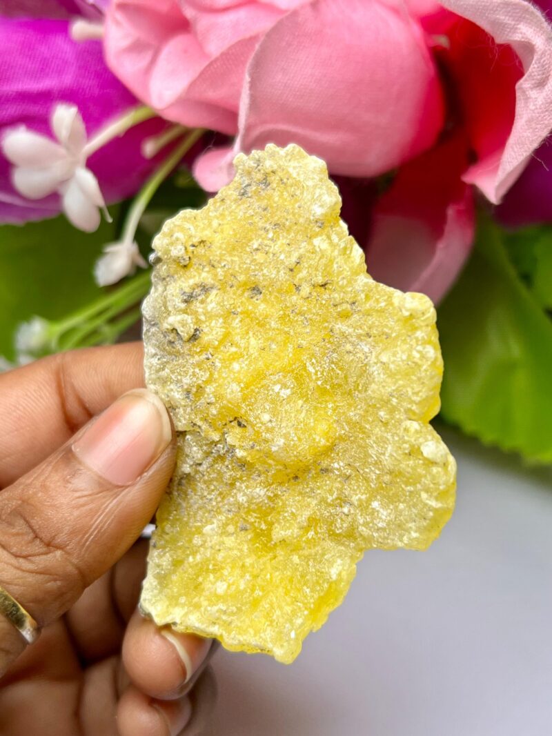 Yellow Brucite Stone 130 Carat Mineral Specimen, Killa Saifullah , Baluchistan, Pakistan Rock Collectors - Image 7