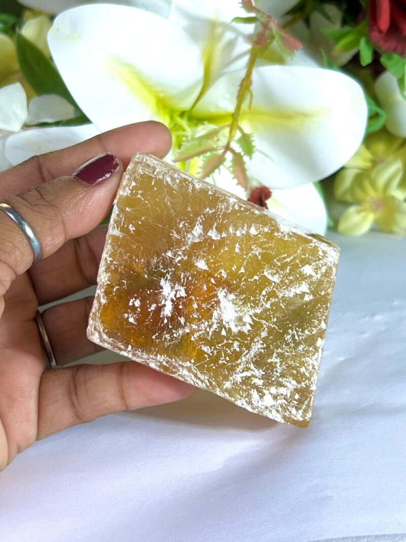 Natural Honey Calcite Cubes,Optical Yellow Gold Amplify Energy Overcome Challenges Confidence Strength Courage Self-Worth Stone 308 Grams - Image 4