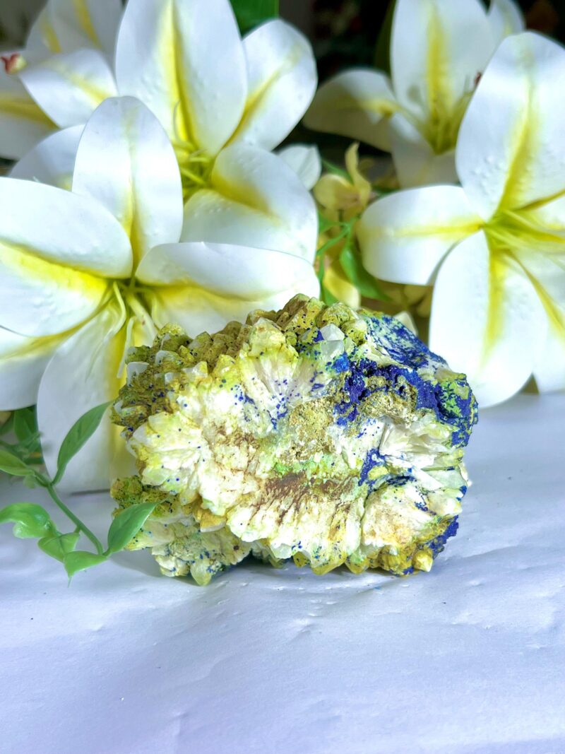 Azurite crystal stone  - mineral spicemen  - 593 Gram - Image 4