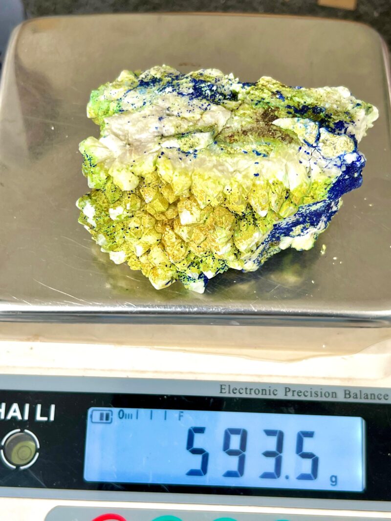 Azurite crystal stone  - mineral spicemen  - 593 Gram - Image 3