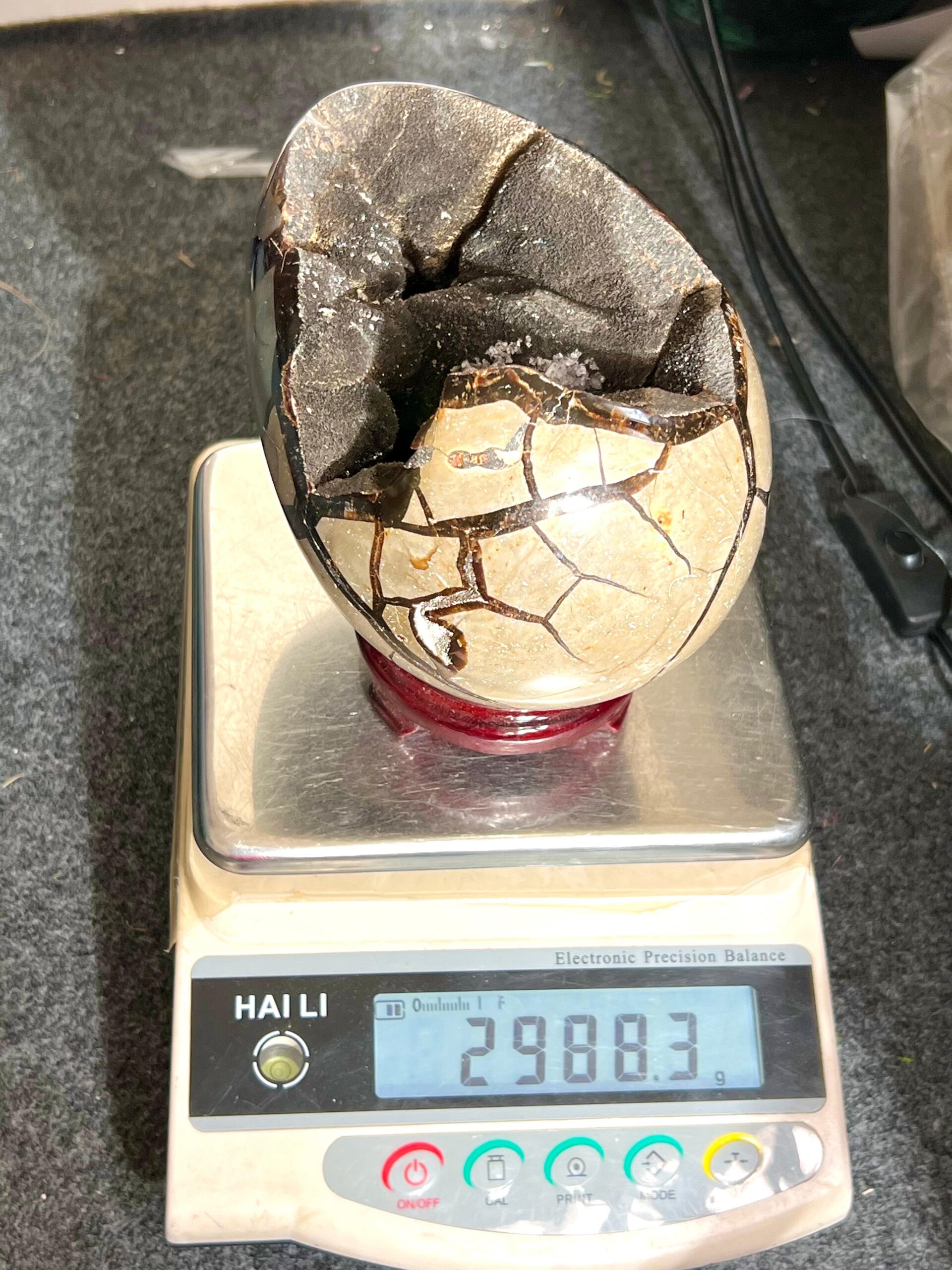 Septarian Crystal Stone - 2988 Gram - Image 2