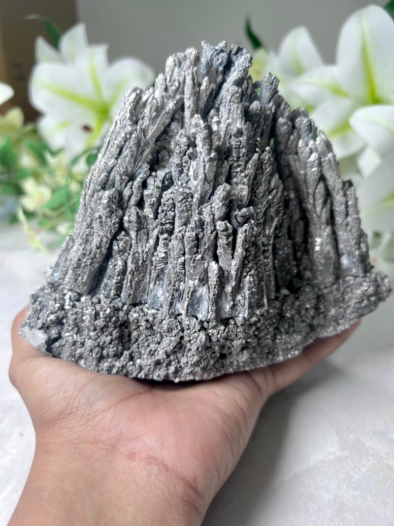 Silver Magnesium / Aluminium  Crystal Stone  - 676 Gram - Image 4