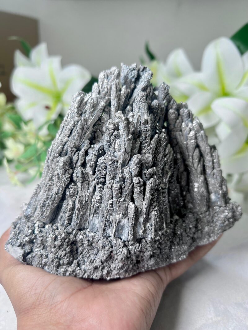 Silver Magnesium / Aluminium  Crystal Stone  - 676 Gram - Image 3