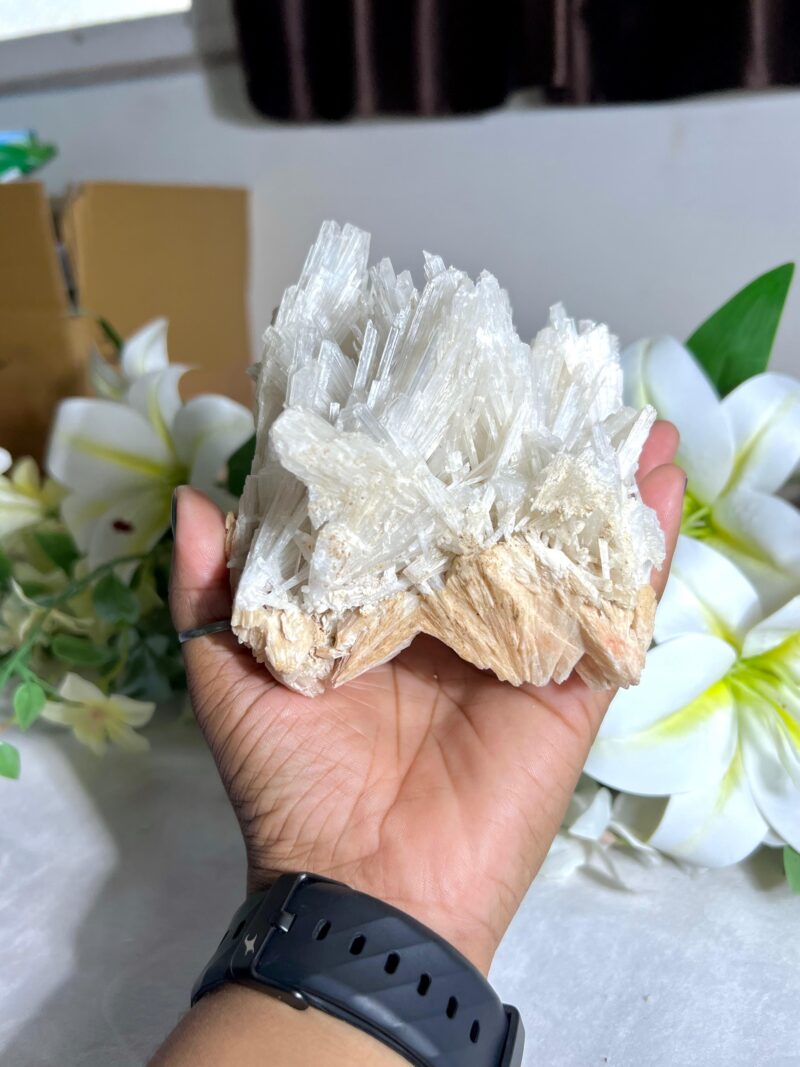 Scolecite  Crystal Stone  - 496 Gram - Image 7