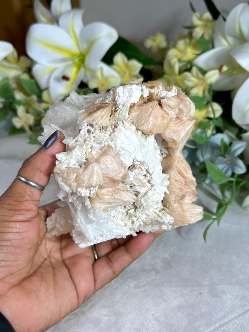 Scolecite  Crystal Stone  - 496 Gram - Image 3