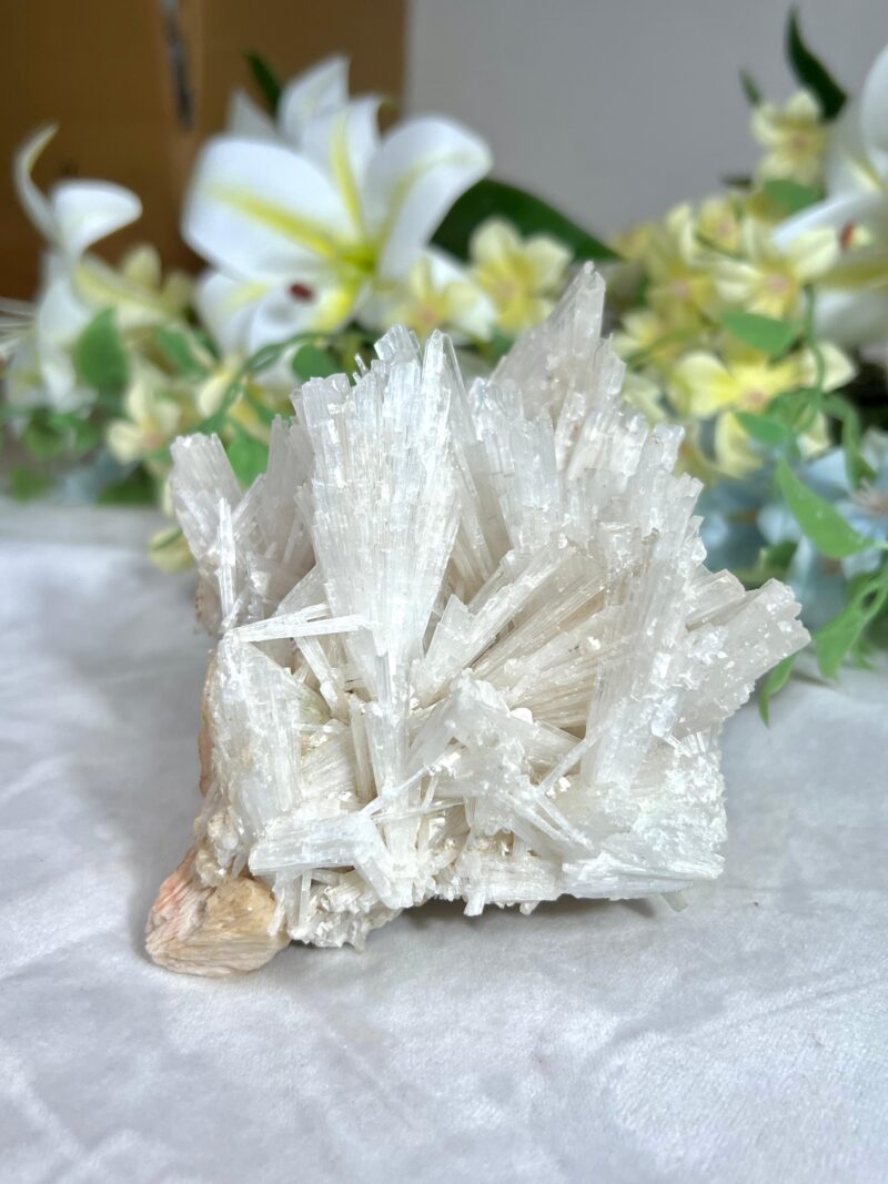 Scolecite  Crystal Stone  - 496 Gram - Image 5